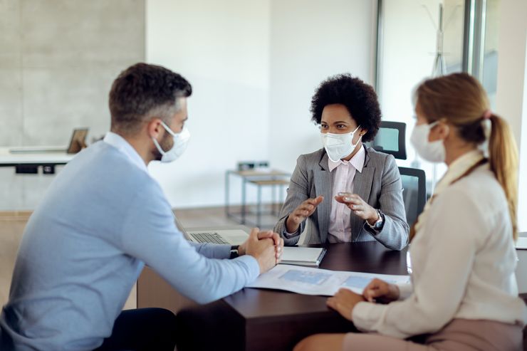 Personnes empruntant de l'argent